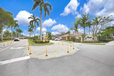 2007 NE 6th Ct, Homestead, FL 33033 - Photo 60