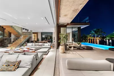 310 S Hibiscus Dr, Miami Beach, FL 33139 - Photo 8