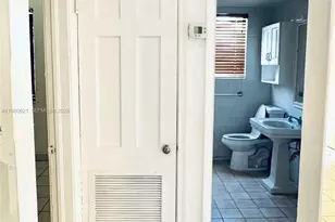 2395 SW 2nd St, Miami, FL 33135 - Photo 20