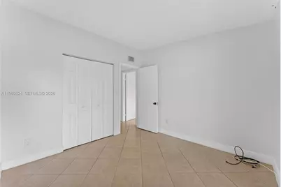 819 NE 199th St #6-206, Miami, FL 33179 - Photo 4