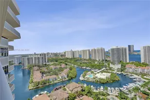1000 W Island Blvd, Aventura, FL 33160 - Photo 32
