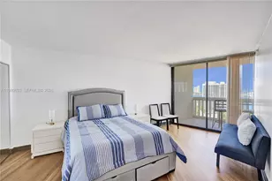 1000 W Island Blvd, Aventura, FL 33160 - Photo 62