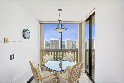 1000 W Island Blvd #2908, Aventura, FL 33160 - Photo 28