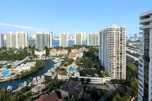 1000 W Island Blvd, Aventura, FL 33160 - Photo 34