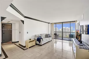 1000 W Island Blvd, Aventura, FL 33160 - Photo 24