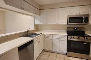 2726 Anzio Ct, Palm Beach Gardens, FL 33410 - Photo 4