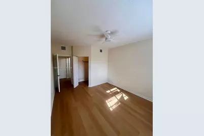 2726 Anzio Ct #308, Palm Beach Gardens, FL 33410 - Photo 14