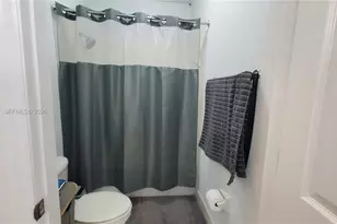 1225 NE 32nd Ave, Homestead, FL 33033 - Photo 10