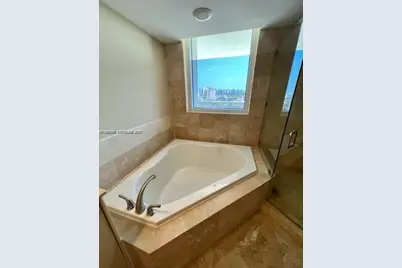 1755 E Hallandale Beach Blvd #1106E, Hallandale Beach, FL 33009 - Photo 18