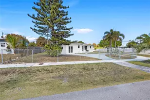 11805 SW 185th St, Miami, FL 33177 - Photo 42