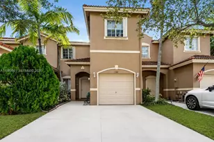 21474 SW 85th Path, Cutler Bay, FL 33189 - Photo 2