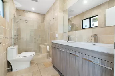 8951 Byron Ave, Surfside, FL 33154 - Photo 12