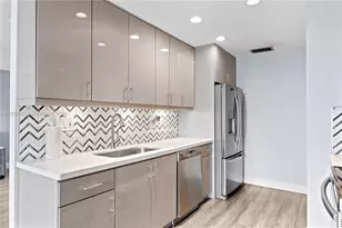 14600 Lucy Dr, Delray Beach, FL 33484 - Photo 2