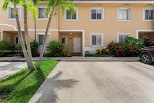 17337 SW 140th Ct, Miami, FL 33177 - Photo 2