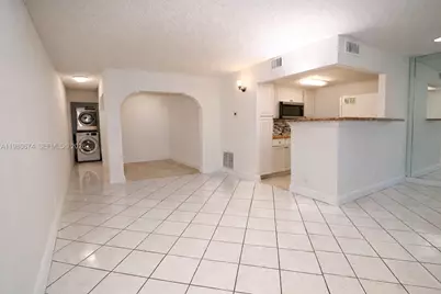 2203 NW 55th Ter, Lauderhill, FL 33313 - Photo 6