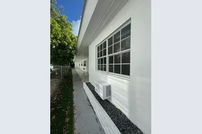 [Address not provided], Miami Beach, FL 33141 - Photo 2