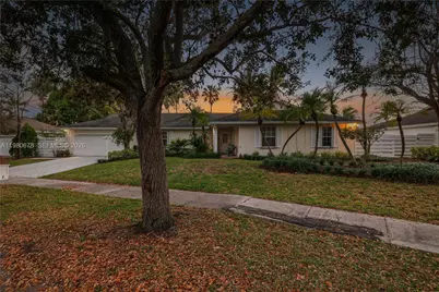 14952 SW 149th St, Miami, FL 33196 - Photo 2