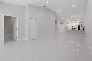 22665 Meridiana Dr, Boca Raton, FL 33433 - Photo 24