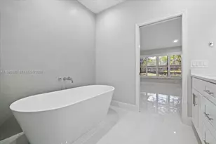 22665 Meridiana Dr, Boca Raton, FL 33433 - Photo 46