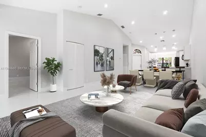 22665 Meridiana Dr, Boca Raton, FL 33433 - Photo 2