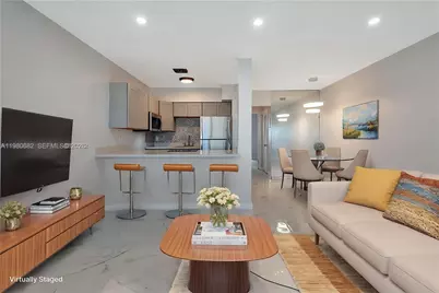 820 SW 11th Ave #14B, Hallandale Beach, FL 33009 - Photo 1
