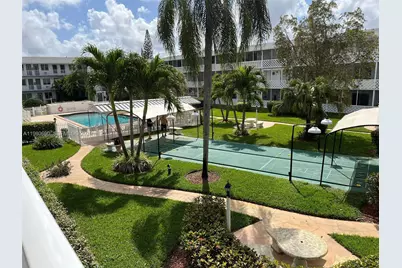 15610 NE 6th Ave #19C, Miami, FL 33162 - Photo 1