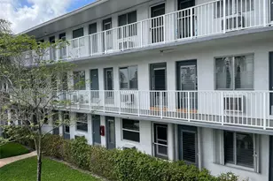 15610 NE 6th Ave, Miami, FL 33162 - Photo 4