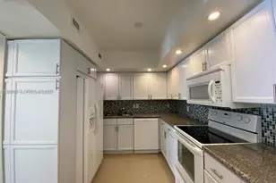 5600 Collins Ave, Miami Beach, FL 33140 - Photo 10