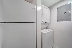 2620 S University Dr, Davie, FL 33328 - Photo 6