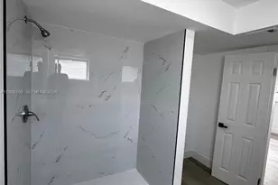 11840 NE 19th Dr, North Miami, FL 33181 - Photo 26