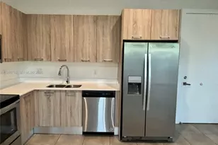 440 NE 35th Ct, Oakland Park, FL 33334 - Photo 4