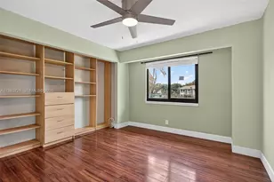 11160 NW 37th St, Sunrise, FL 33351 - Photo 14