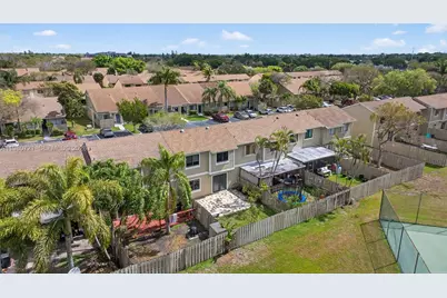 11160 NW 37th St, Sunrise, FL 33351 - Photo 34