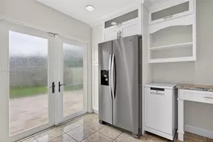 11160 NW 37th St, Sunrise, FL 33351 - Photo 8