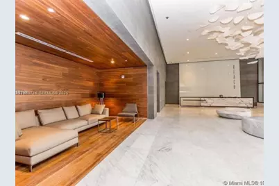 68 SE 6th St #2511, Miami, FL 33131 - Photo 2