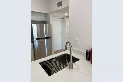 1280 S Alhambra Cir #1421, Coral Gables, FL 33146 - Photo 4