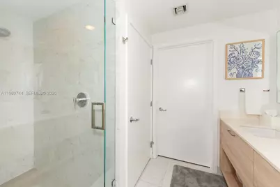 16385 Biscayne Blvd #2304, North Miami Beach, FL 33160 - Photo 18