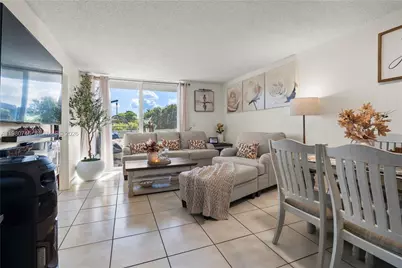 10000 NW 80th Ct #2456, Hialeah Gardens, FL 33016 - Photo 14