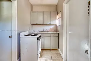 2378 NW 60th St, Miami, FL 33142 - Photo 38