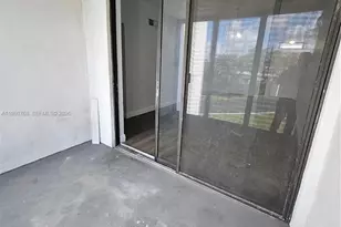 216 Lake Pointe Dr, Oakland Park, FL 33309 - Photo 50