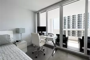 1717 N Bayshore Dr, Miami, FL 33132 - Photo 28