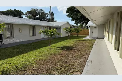 220 NW 12th St, Pompano Beach, FL 33060 - Photo 14