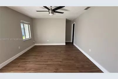 220 NW 12th St, Pompano Beach, FL 33060 - Photo 36