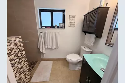 6641 NW 174th Ter, Hialeah, FL 33015 - Photo 22