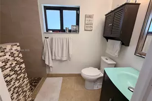 6641 NW 174th Terrace, Hialeah, FL 33015 - Photo 22