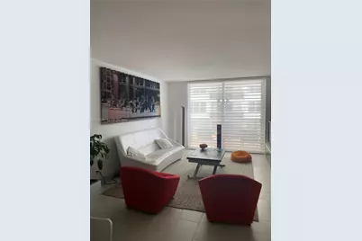 6039 Collins Ave #1223, Miami Beach, FL 33140 - Photo 4