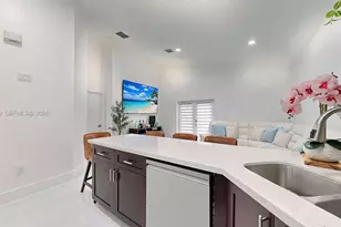 1405 SE 7th St, Homestead, FL 33033 - Photo 16