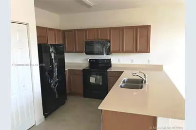 210 NW 109 Ave #215, Miami, FL 33172 - Photo 2