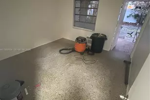 624 NE 7th Ave, Fort Lauderdale, FL 33304 - Photo 1