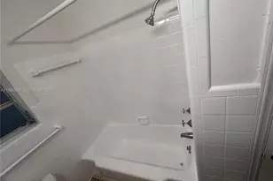 624 NE 7th Ave, Fort Lauderdale, FL 33304 - Photo 4